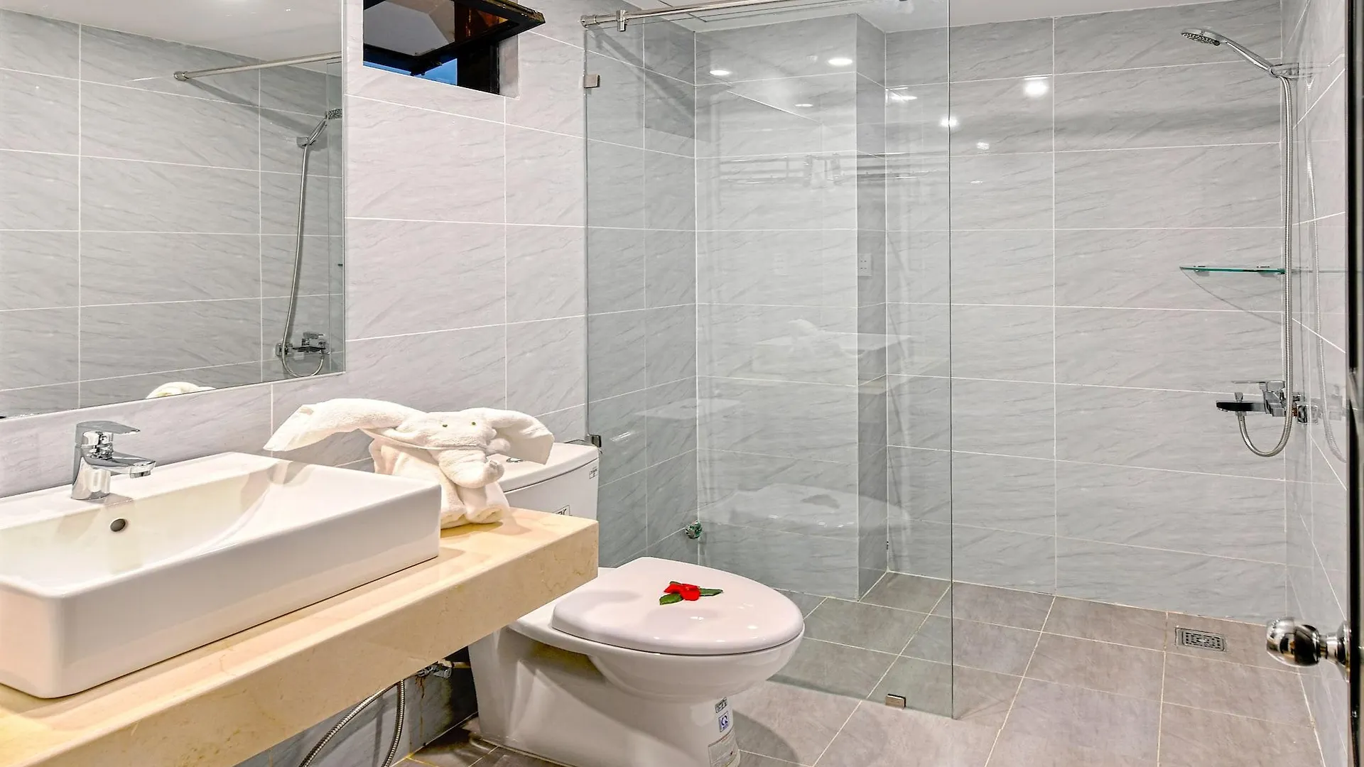 **  Hoi An Dream City Hotel וייטנאם